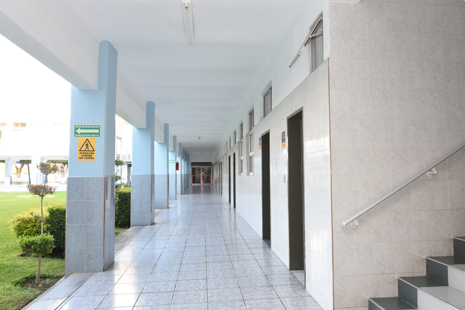 INSTALACIONES / SERVICIOS – Colegio Colón De Ocotlán